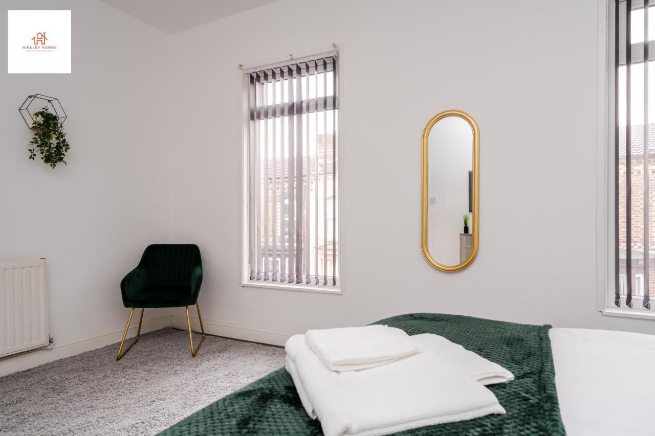 Immaculate 4 Bed In Liverpool By Hinkley Homes Short Lets & Serviced Accommodation Kültér fotó